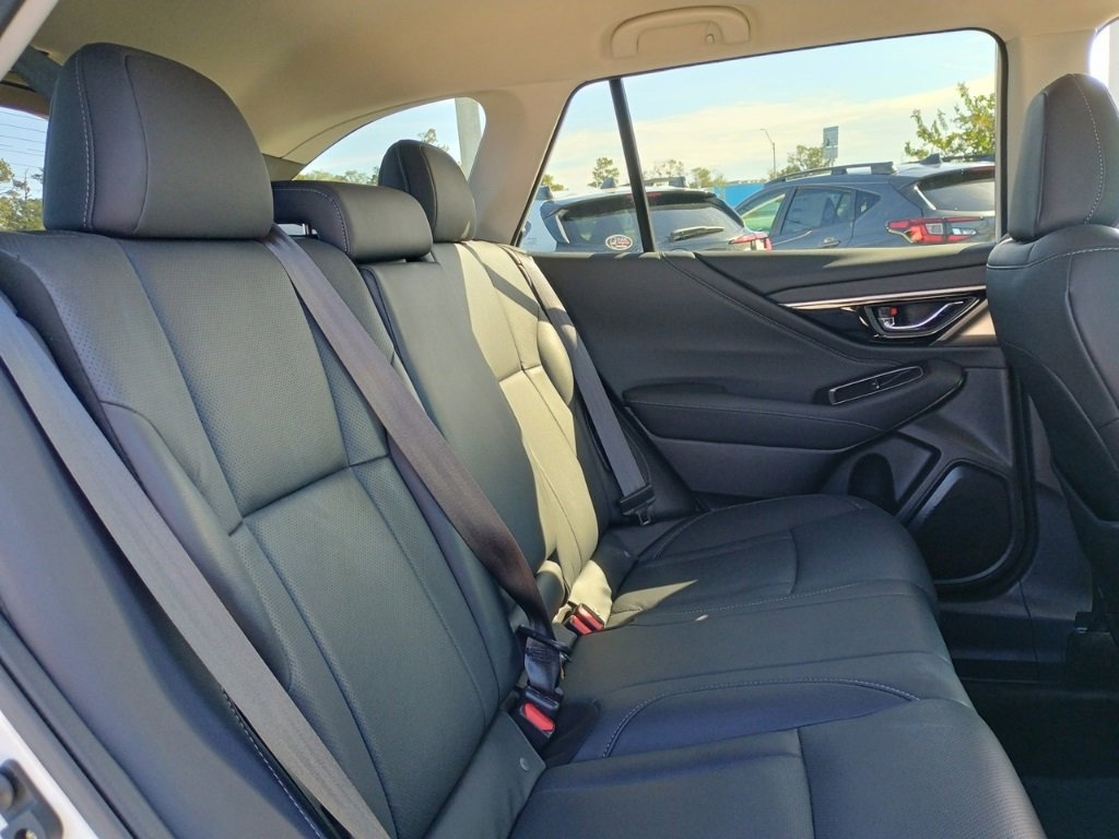 Certified 2022 Subaru Outback Limited image 21