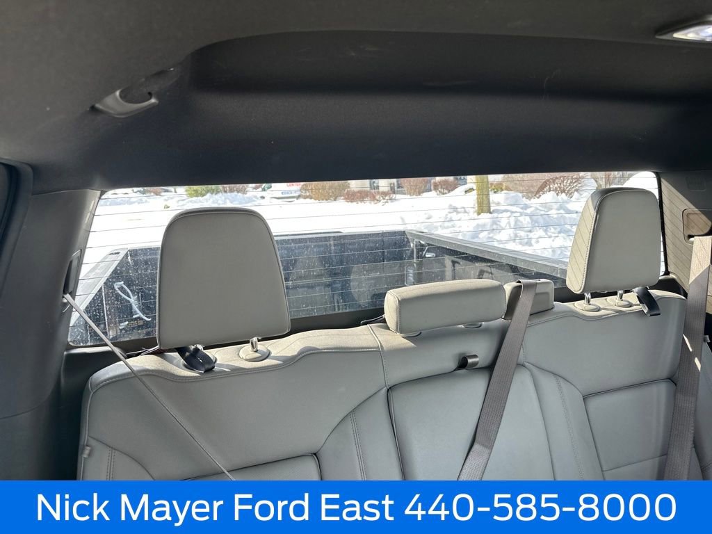 Used 2025 GMC Sierra 1500 SLT image 14