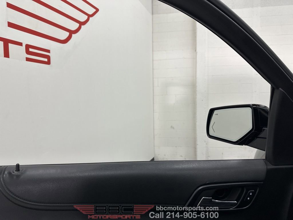 Used 2019 Chevrolet Suburban LT image 40