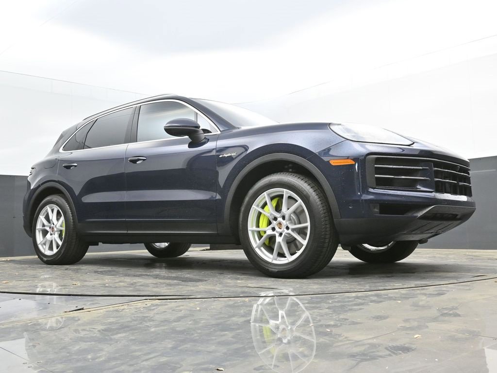 New 2025 Porsche Cayenne E-Hybrid image 29