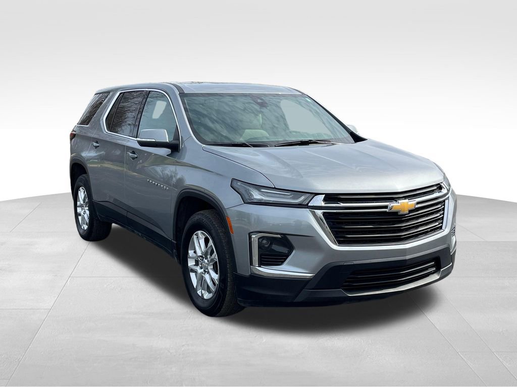 Certified 2023 Chevrolet Traverse LS w/ Safety Package image 1