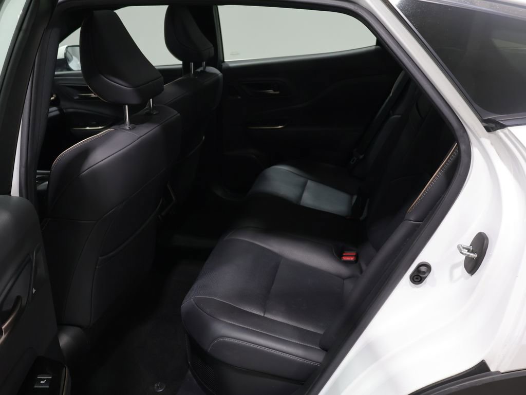 Used 2024 Toyota Crown Limited image 17