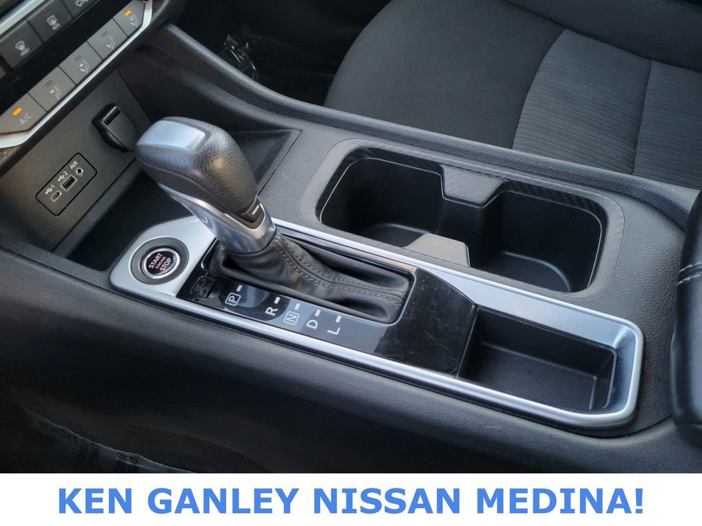 Used 2023 Nissan Sentra SV image 27