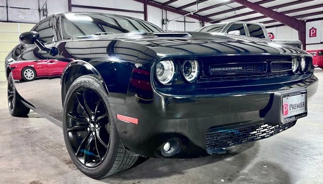 Used 2018 Dodge Challenger SXT w/ Blacktop Package
