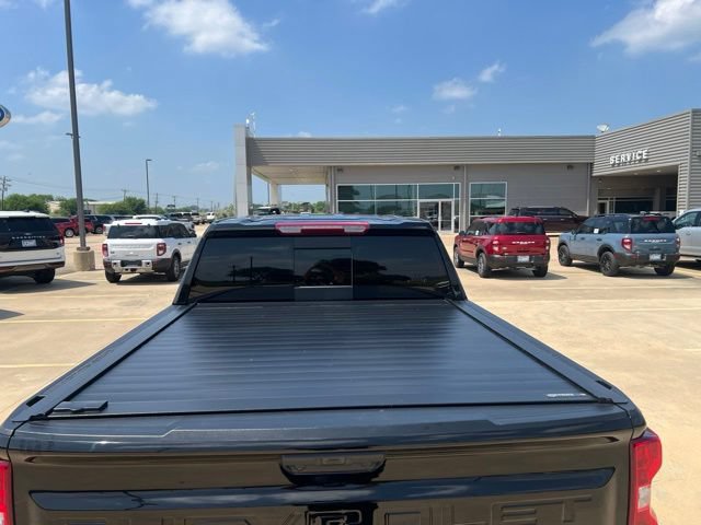 Used 2025 Chevrolet Silverado 1500 LT Trail Boss w/ Convenience Package II AWD/4WD image 15
