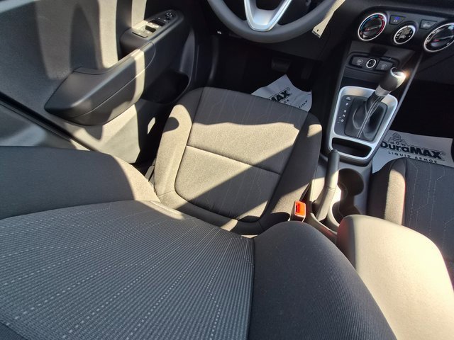 New 2026 Hyundai Venue SE image 12