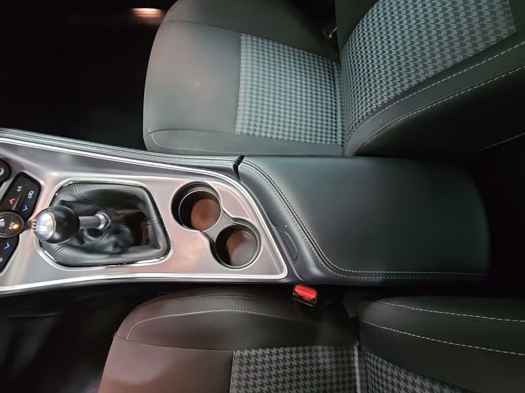 Used 2022 Dodge Challenger R/T image 23