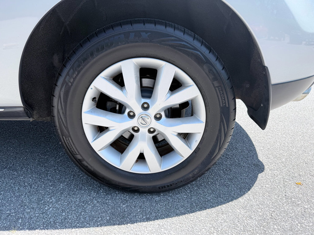 Used 2014 Nissan Murano S FWD image 30