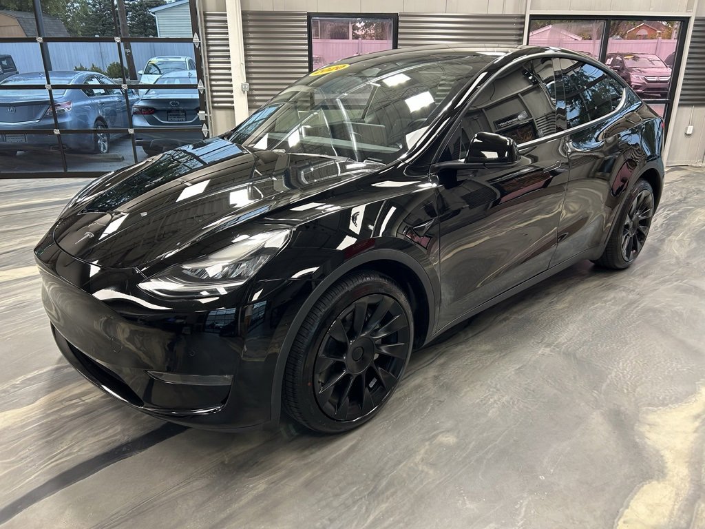 Used 2020 Tesla Model Y Long Range image 33