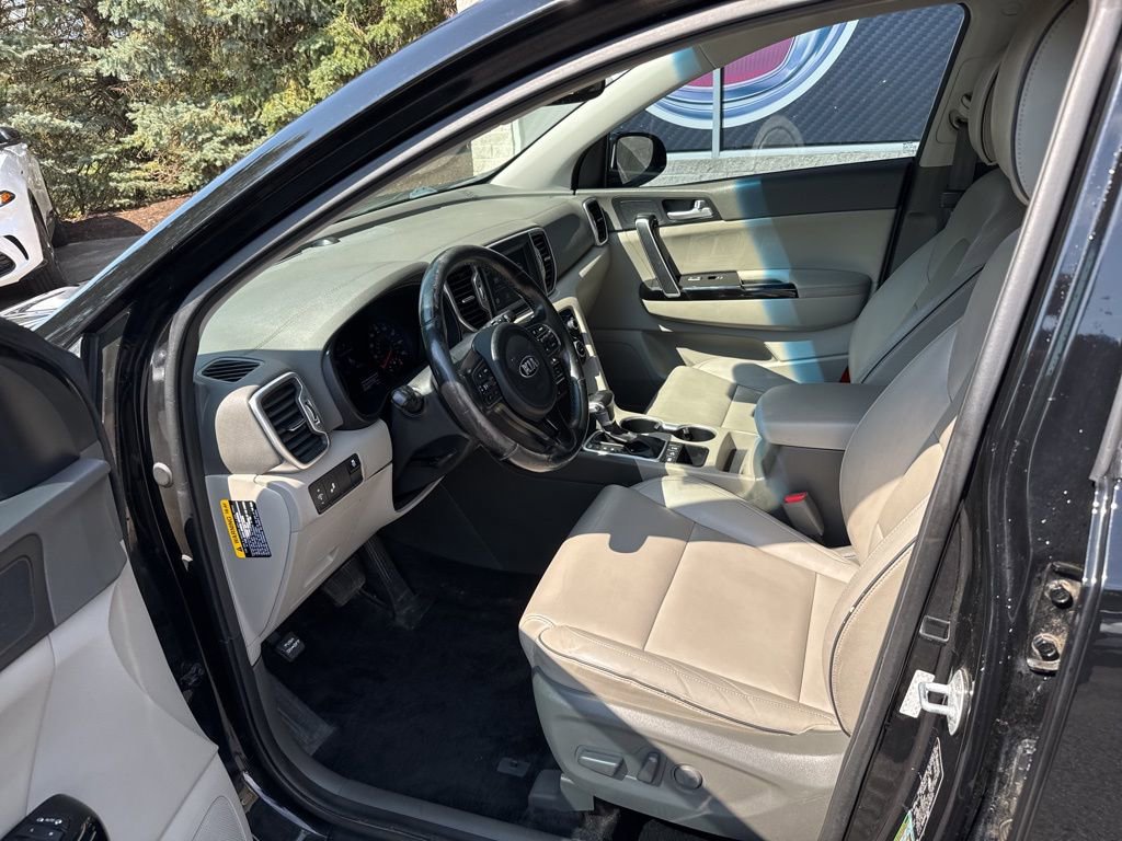 Used 2019 Kia Sportage EX w/ EX Premium Package image 23