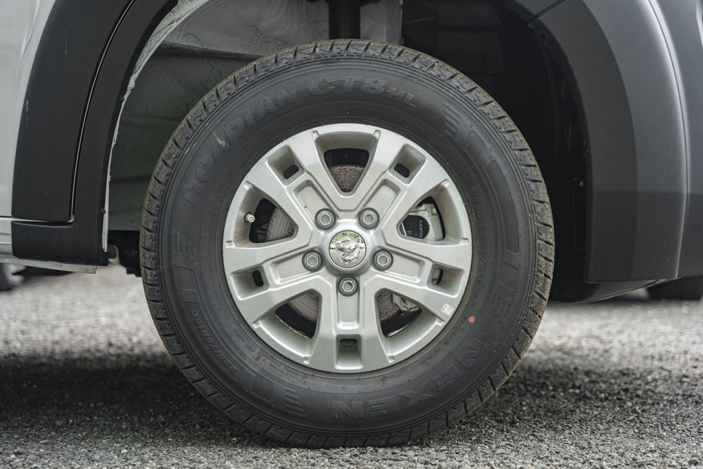 New 2025 RAM ProMaster 2500 w/ Quick Order Package 22G SLT image 14