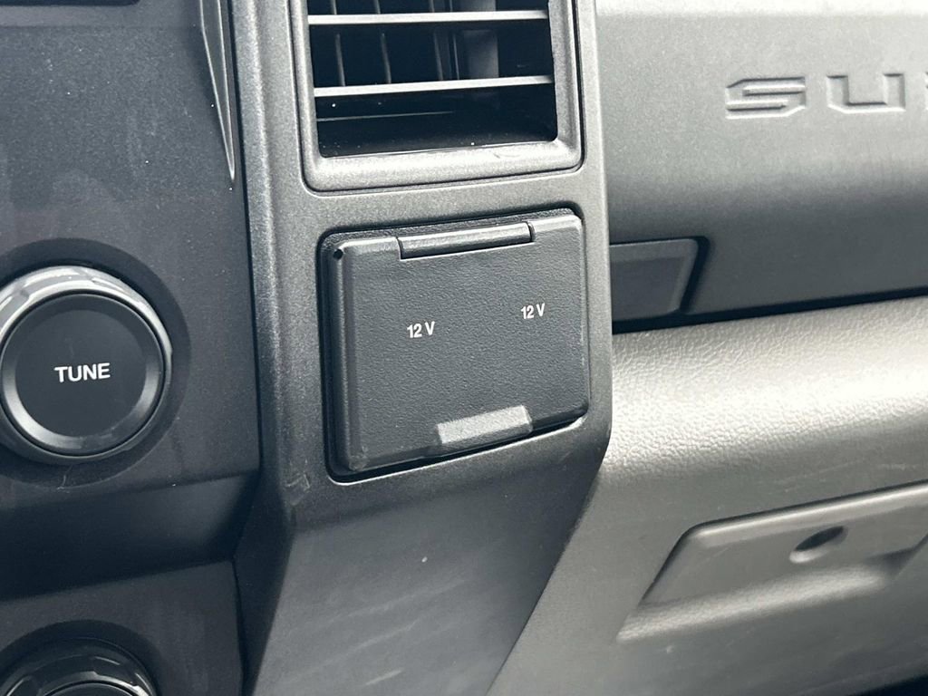 Used 2021 Ford F450 XL w/ Power Equipment Group image 27