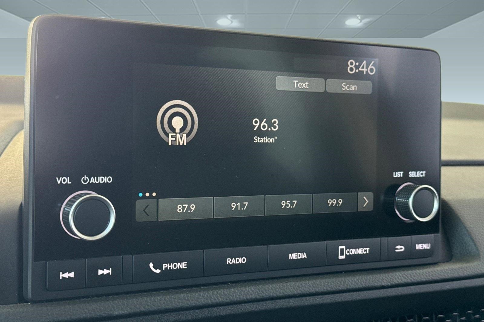 Used 2025 Honda CR-V LX image 23