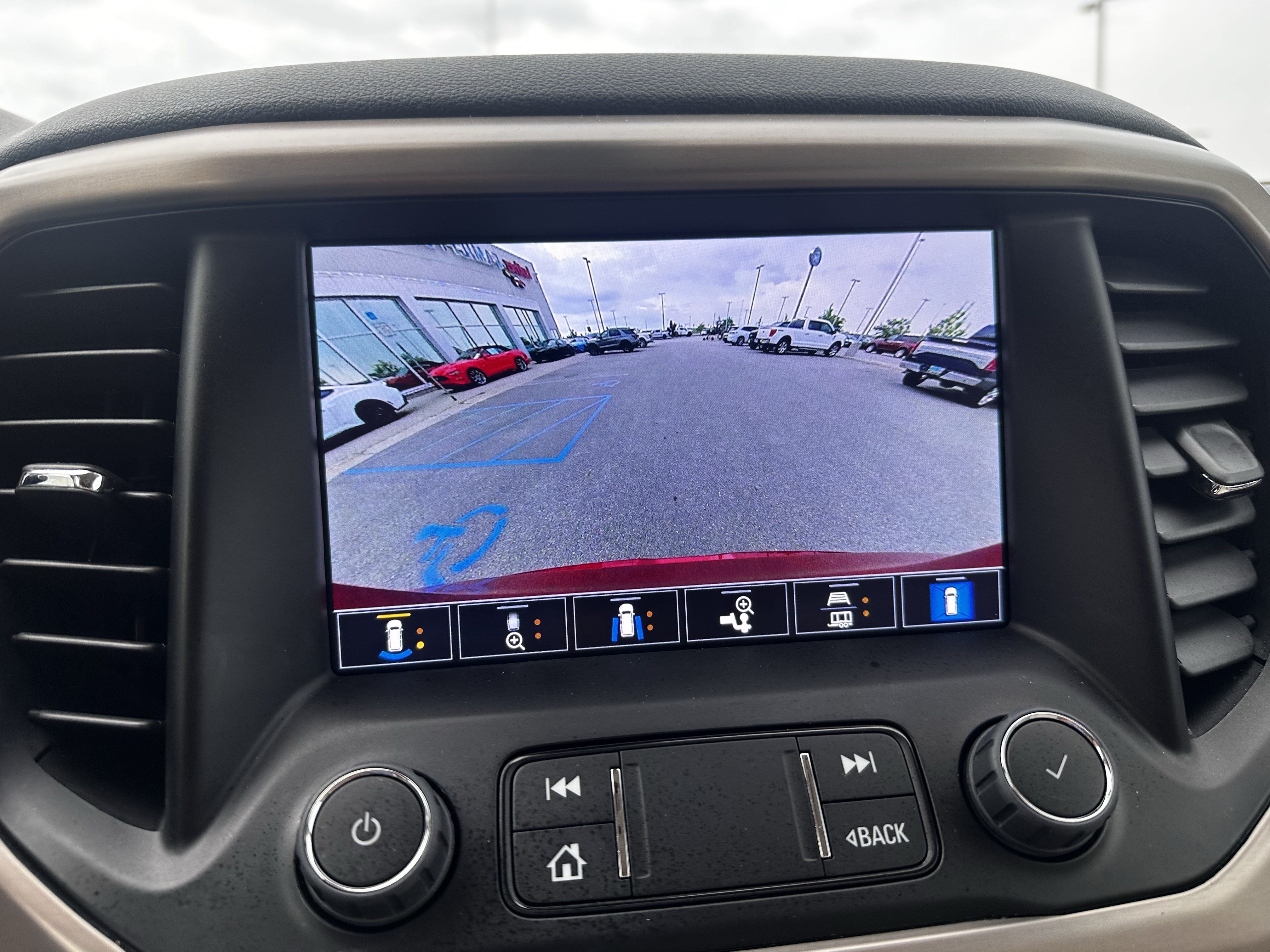 Used 2023 GMC Acadia Denali w/ Denali Ultimate Package AWD/4WD image 23