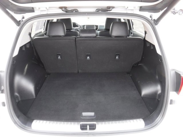 Used 2018 Kia Sportage SX image 40