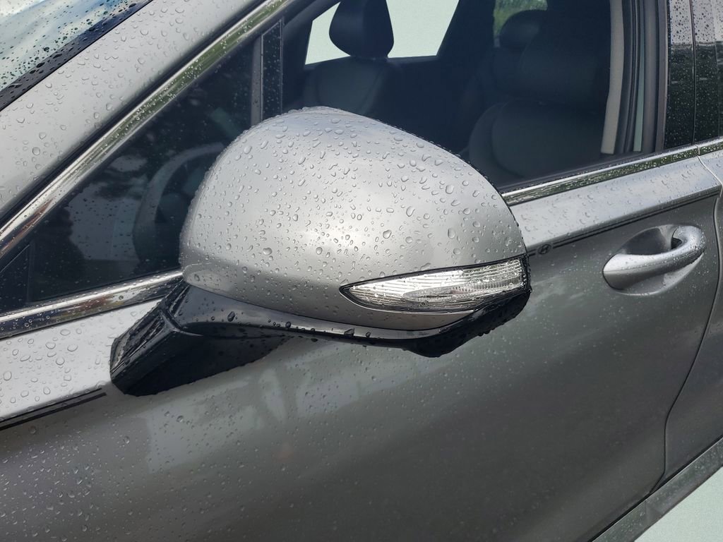Certified 2023 Hyundai Santa Fe Limited FWD image 27