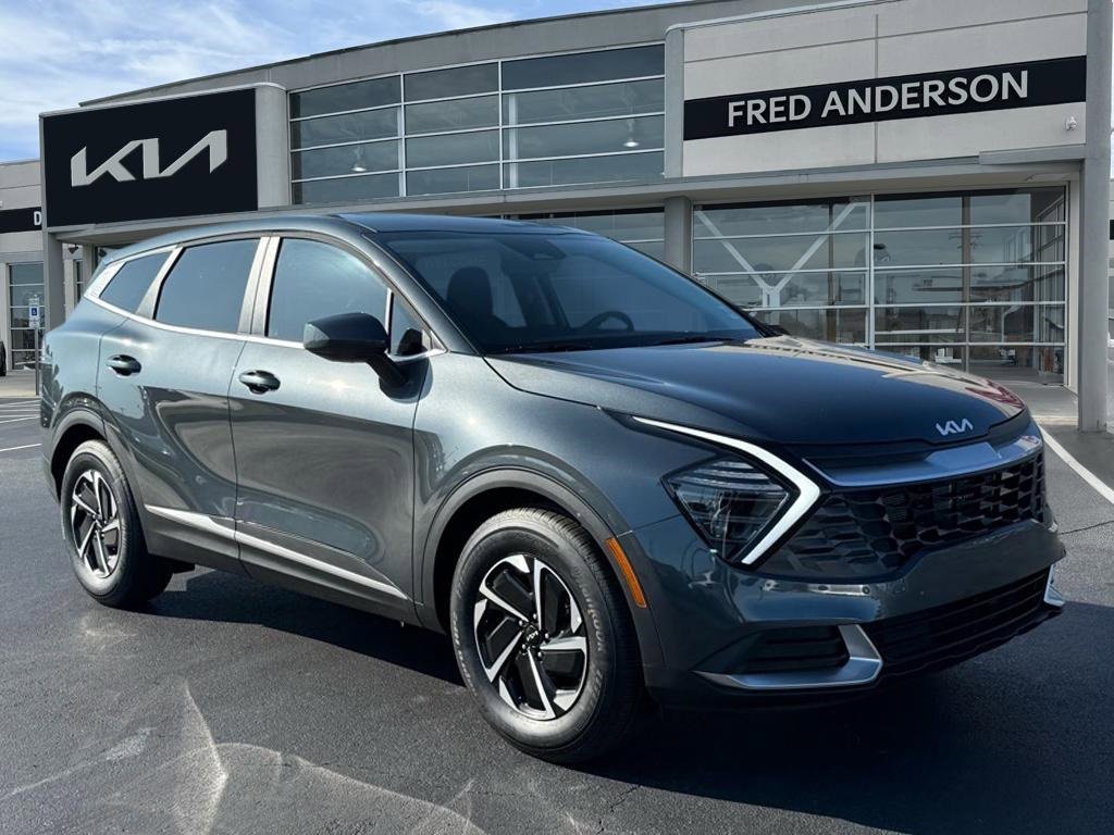 New 2025 Kia Sportage LX