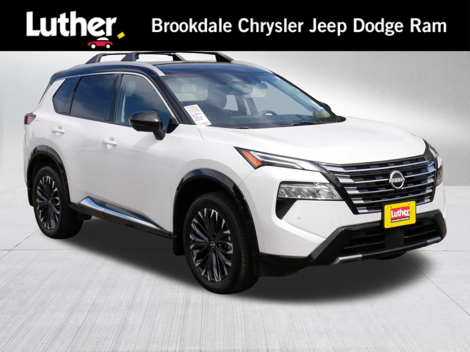 Used 2024 Nissan Rogue Platinum w/ Platinum Premium Package