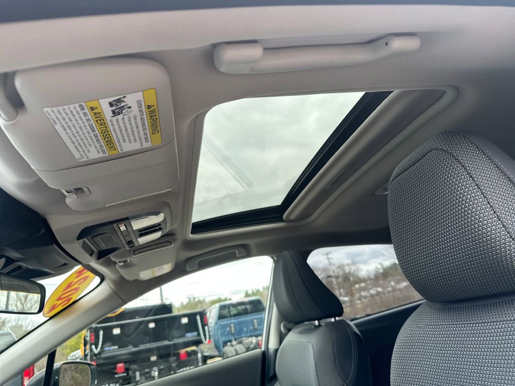 Used 2024 Subaru Crosstrek 2.0i Premium image 19