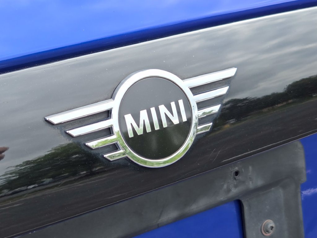 Used 2020 MINI Cooper S FWD image 14
