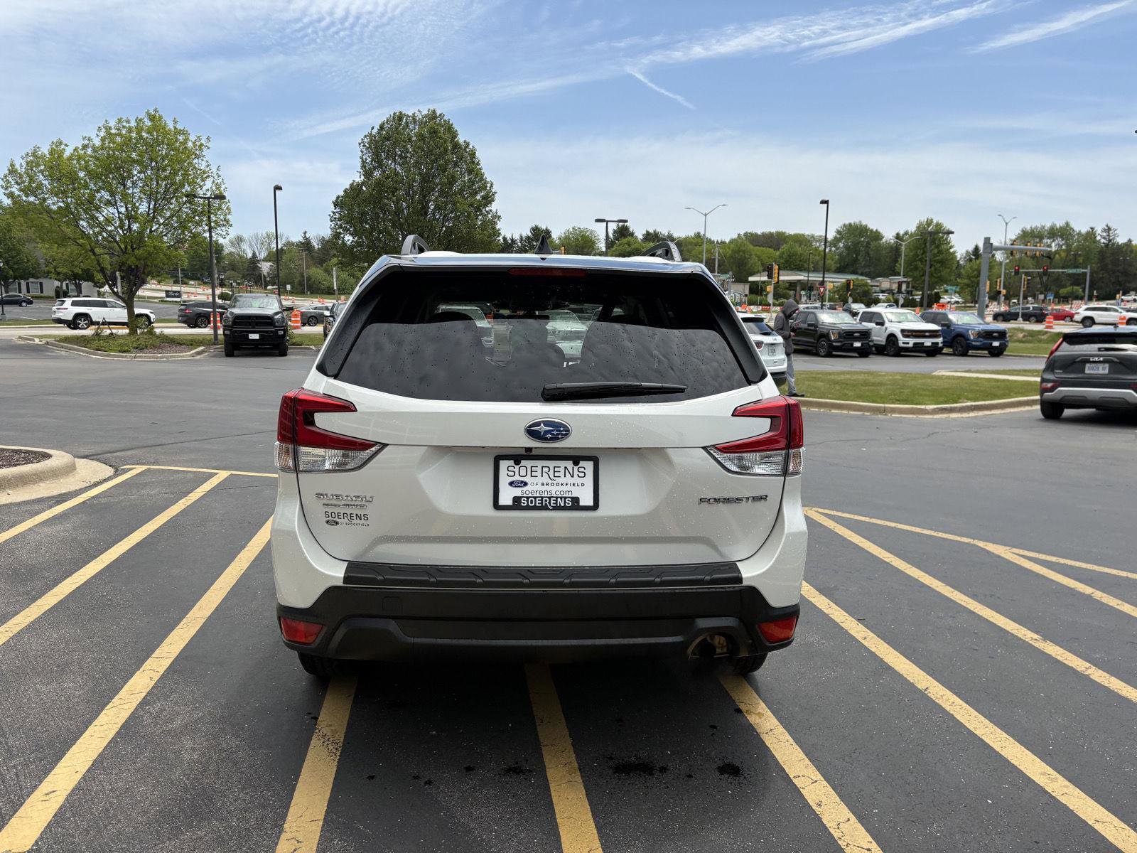Used 2024 Subaru Forester Premium w/ POP Package 1 AWD/4WD image 5