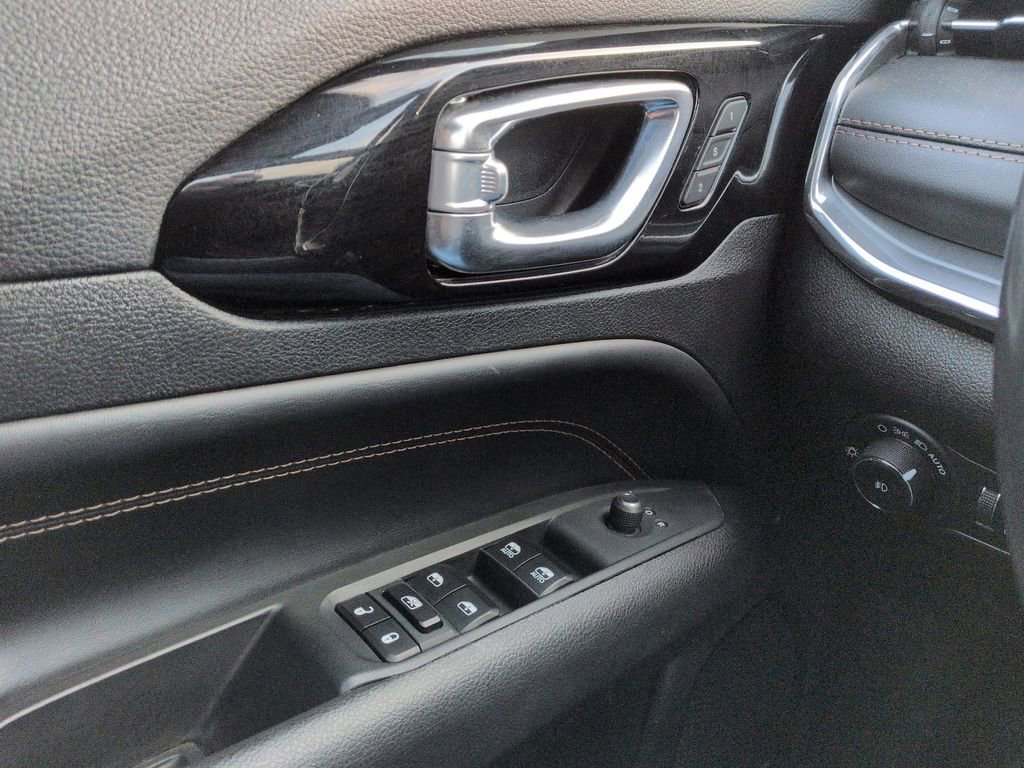 Used 2022 Jeep Compass Limited w/ (RED) Package image 26