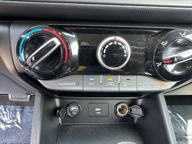 Used 2022 Hyundai Kona SEL w/ Cargo Package AWD/4WD image 18