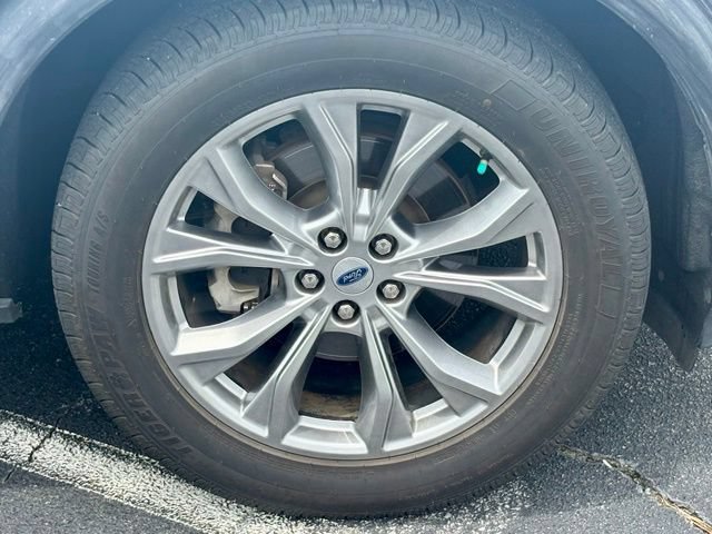 Used 2020 Ford Explorer XLT w/ Equipment Group 202A RWD image 28