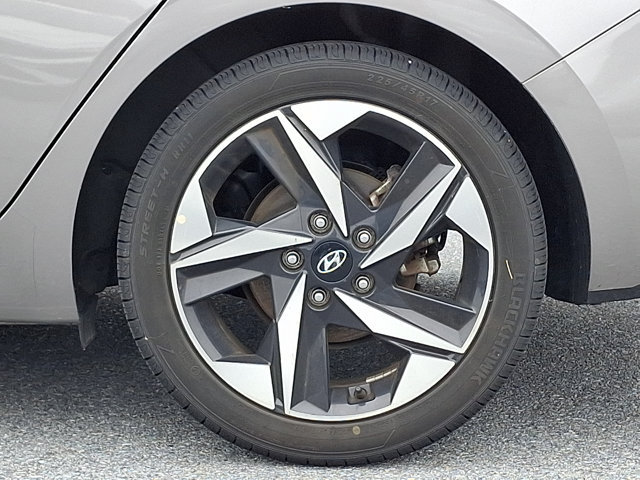 Certified 2021 Hyundai Elantra SEL w/ Convenience + Premium Package FWD image 8