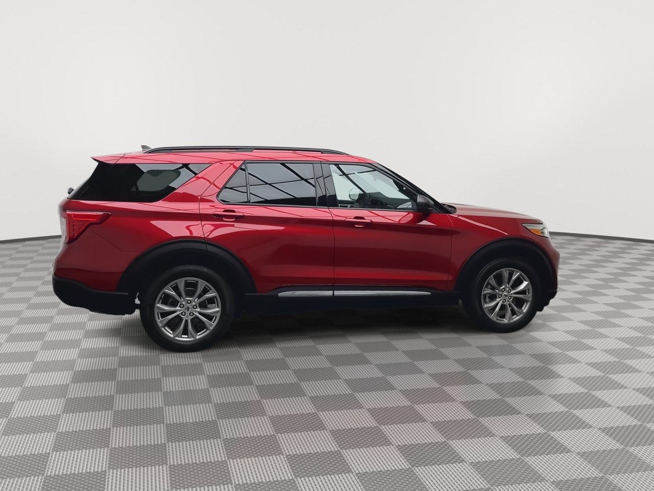 Certified 2023 Ford Explorer XLT w/ Equipment Group 202A AWD/4WD image 42