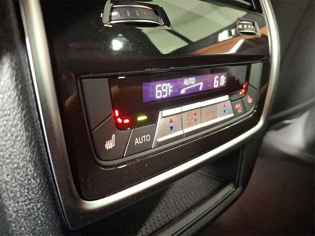 Certified 2023 BMW X5 xDrive40i w/ M Sport Package image 16