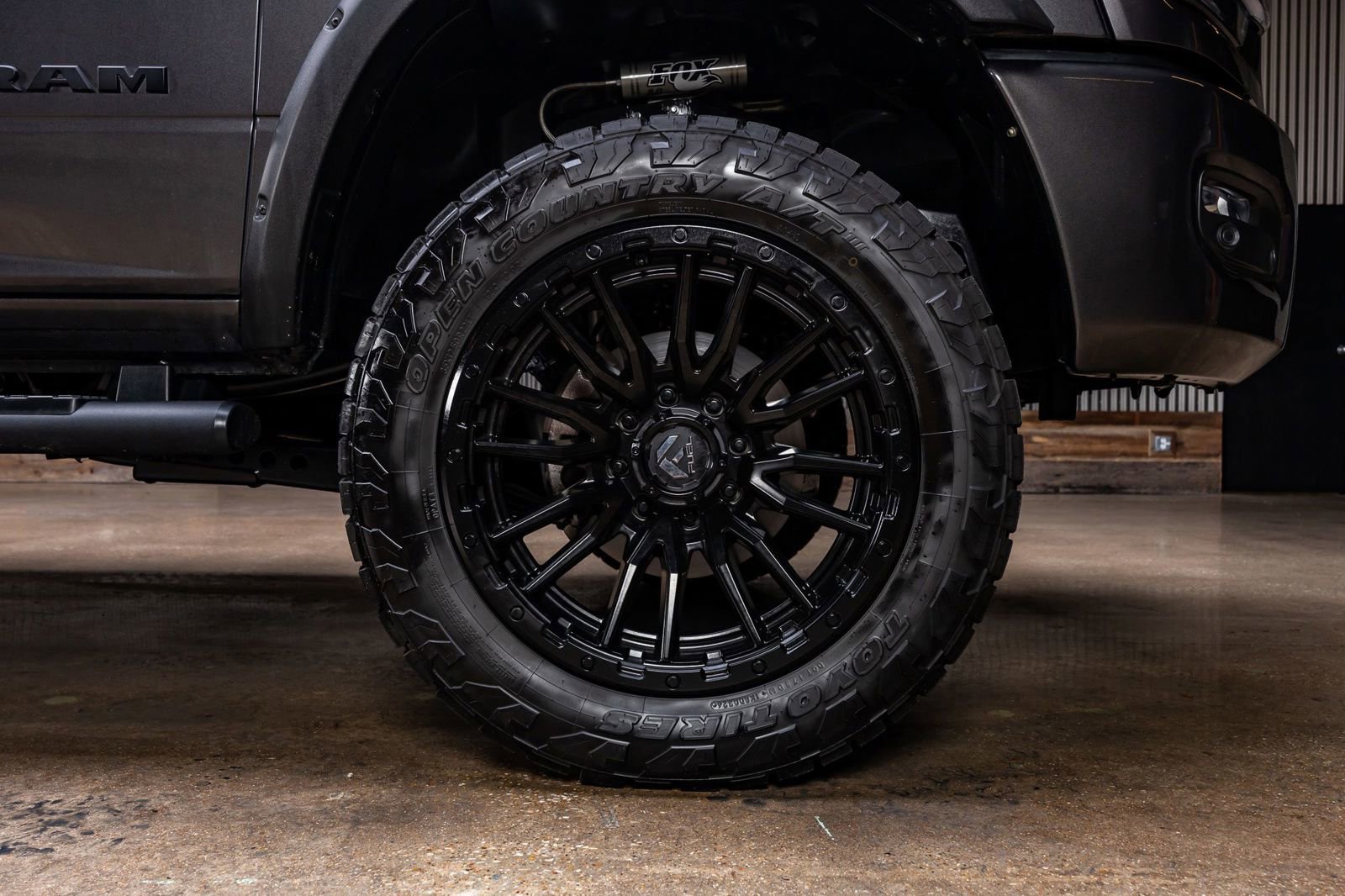 Used 2024 RAM 2500 Laramie w/ Night Edition AWD/4WD image 11