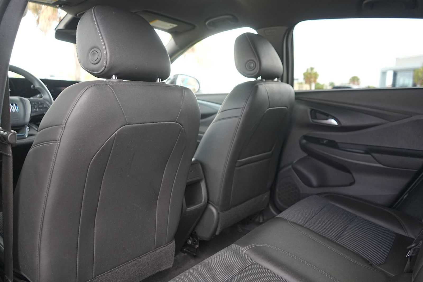 Used 2025 Buick Envista Preferred FWD image 13