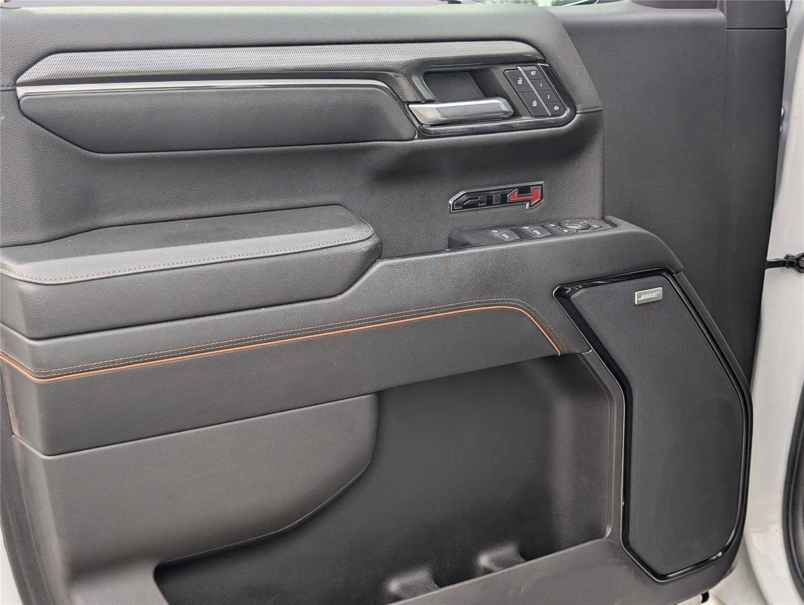 Used 2024 GMC Sierra 1500 AT4 w/ Technology Package image 36