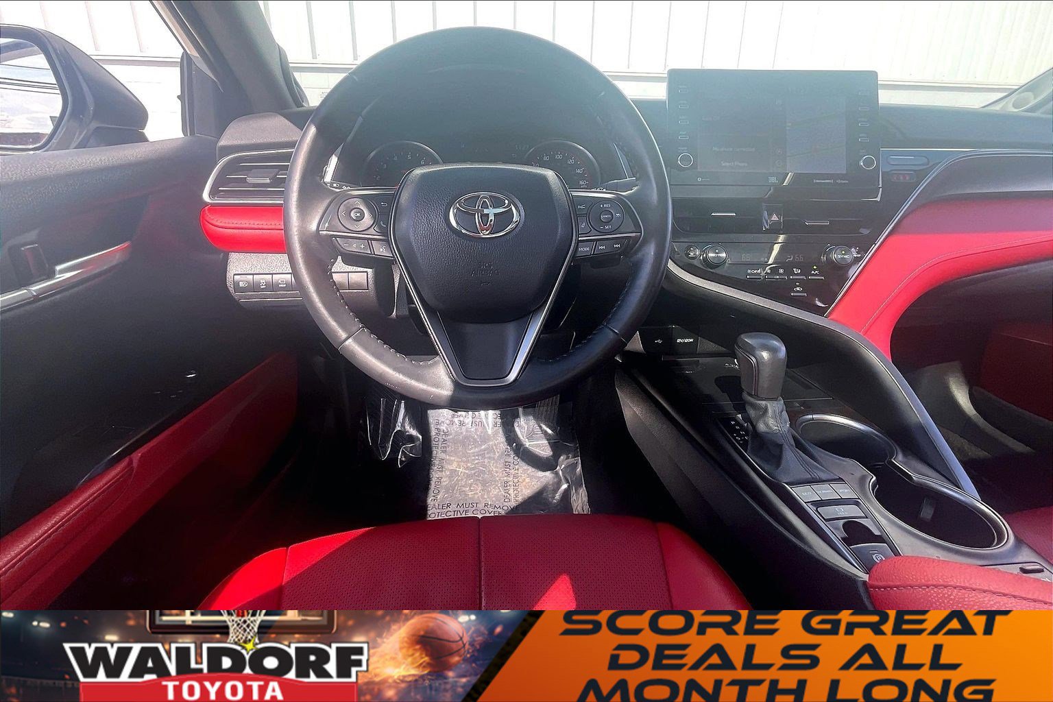 Used 2022 Toyota Camry XSE w/ Navigation Package image 6