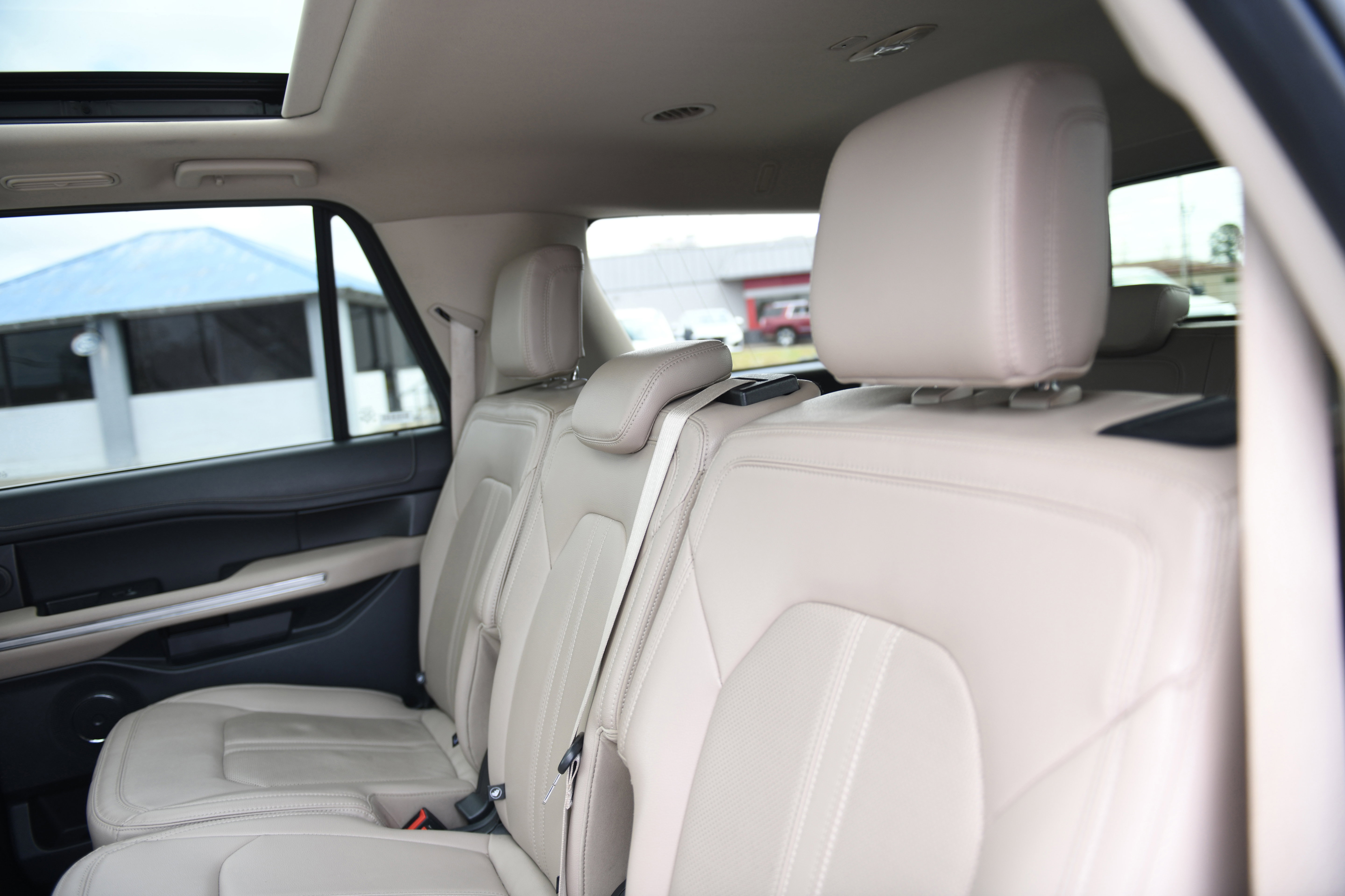 Used 2024 Ford Expedition Max Limited image 15