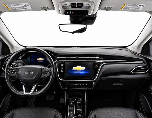 Used 2023 Chevrolet Bolt EUV Premier w/ Sun & Sound Package FWD image 17