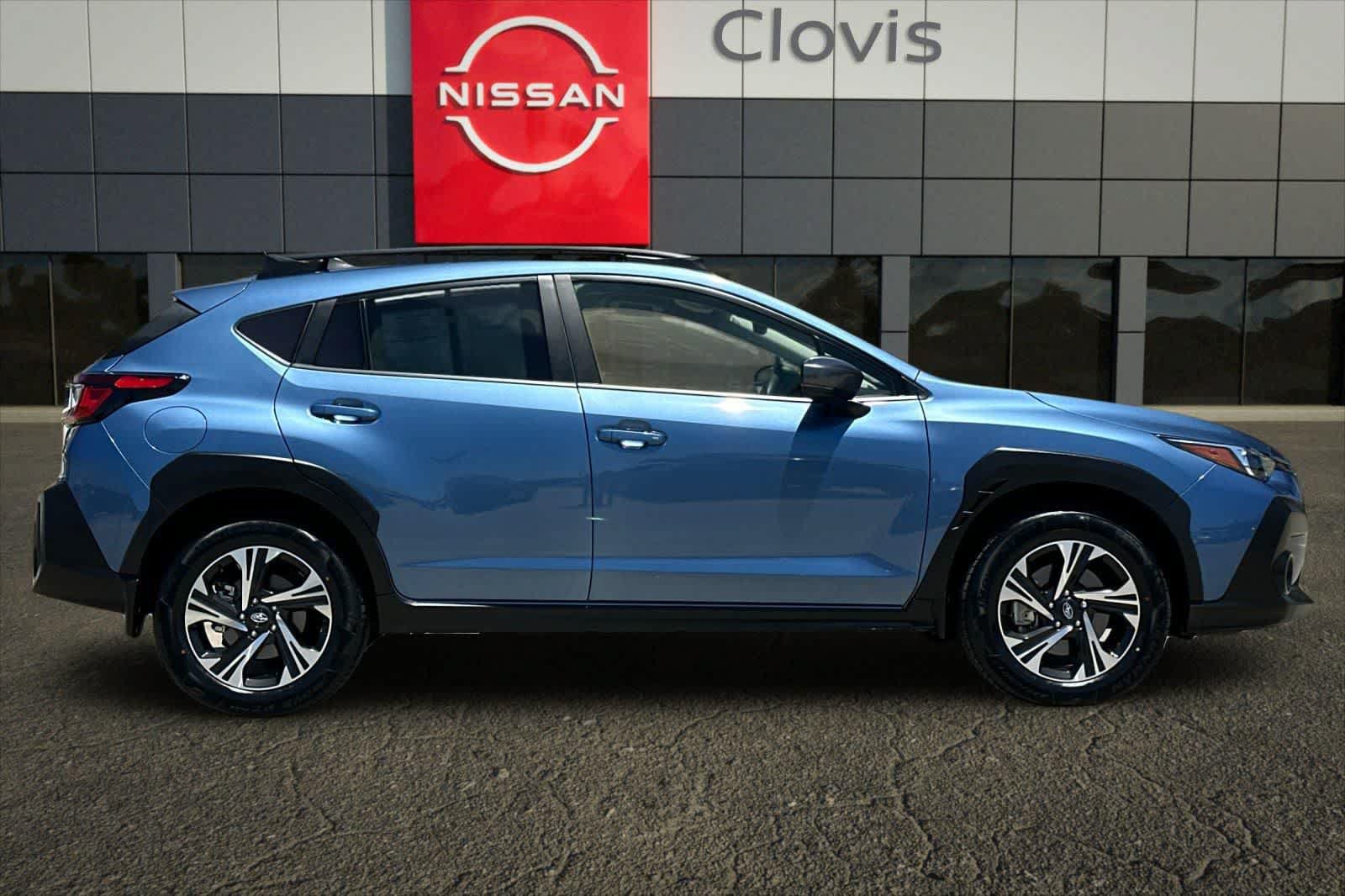 Used 2024 Subaru Crosstrek 2.0i Premium w/ Popular Package #3 AWD/4WD image 9