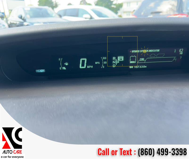 Used 2015 Toyota Prius Three w/ Solar Roof Package image 19