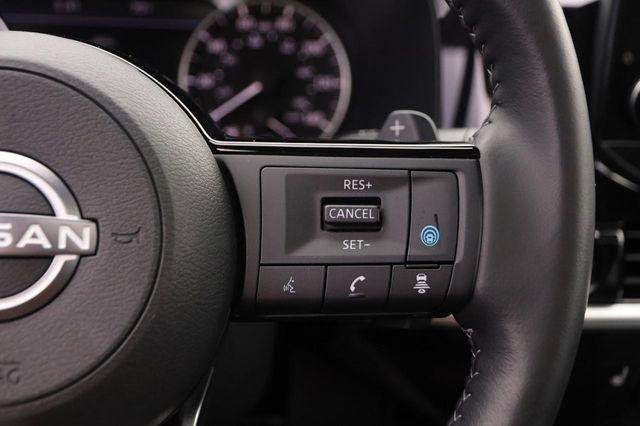 Used 2025 Nissan Pathfinder SL w/ SL Premium Package AWD/4WD image 15