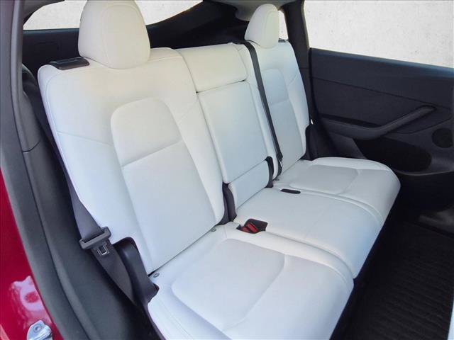 Used 2024 Tesla Model Y Long Range AWD/4WD image 20