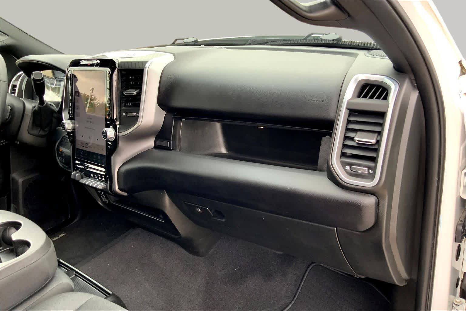 Used 2025 RAM 2500 Big Horn AWD/4WD image 18