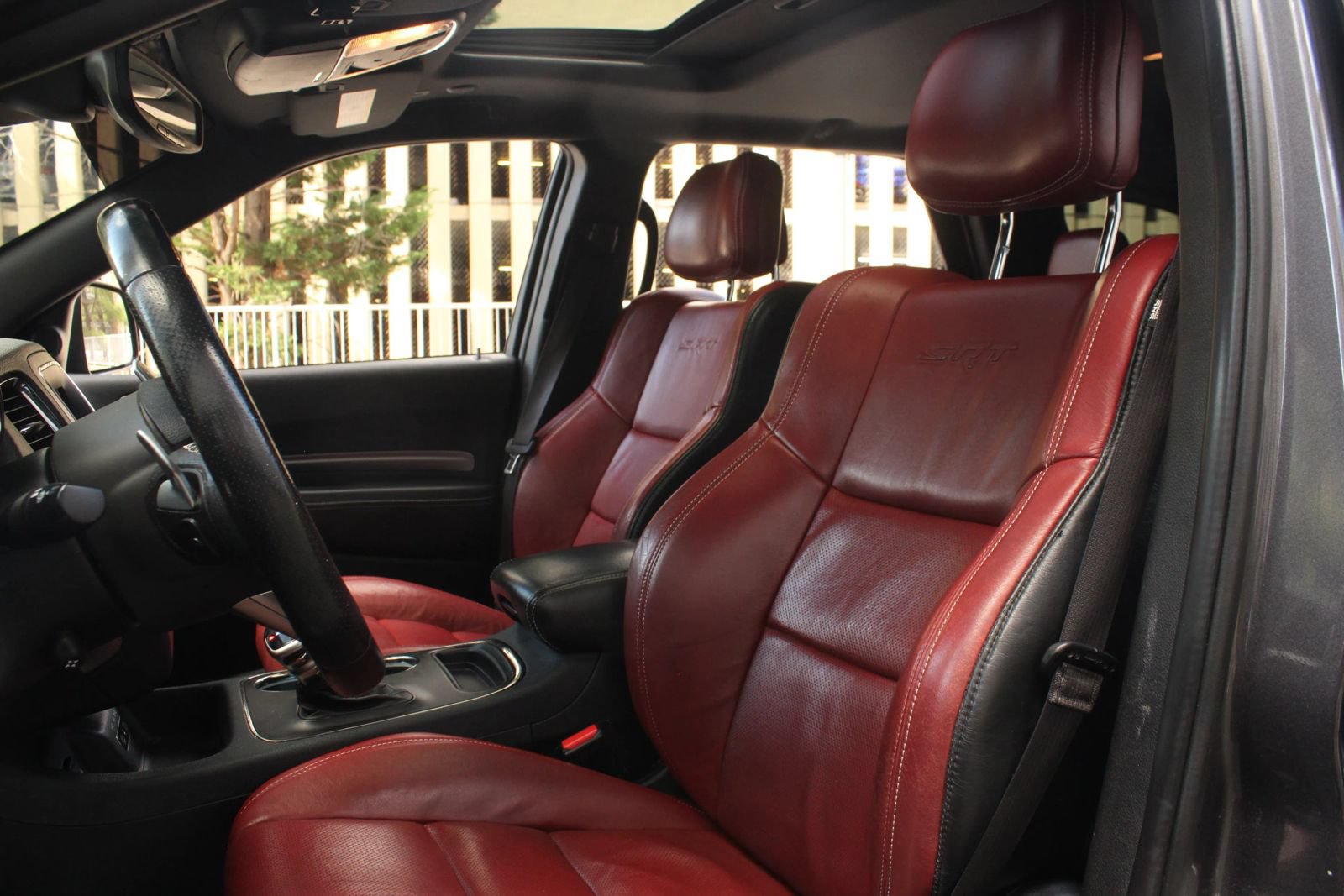 Used 2018 Dodge Durango SRT w/ Technology Group AWD/4WD image 16