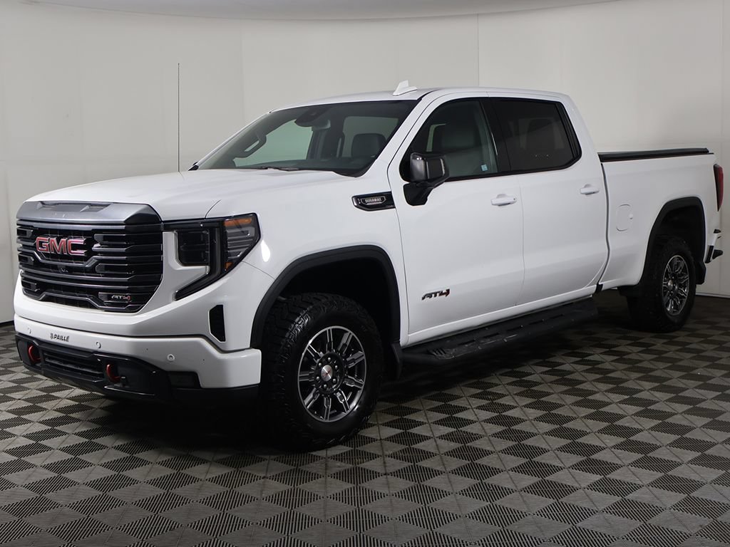 Used 2024 GMC Sierra 1500 AT4 w/ AT4 Preferred Package AWD/4WD image 9
