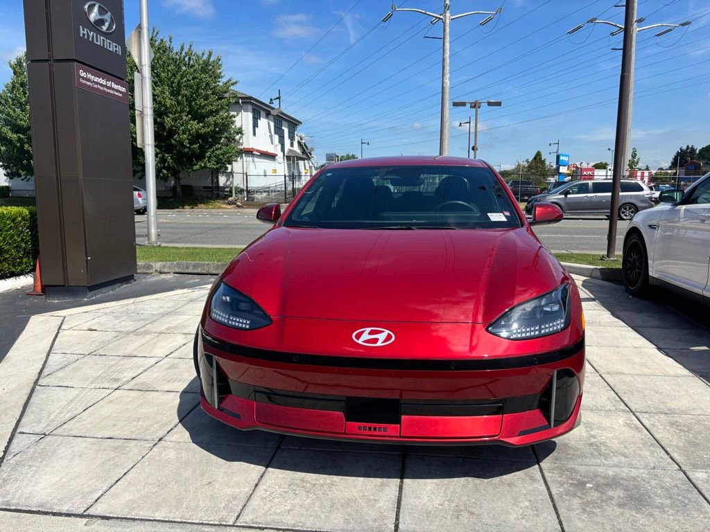Certified 2024 Hyundai Ioniq 6 SE RWD image 3