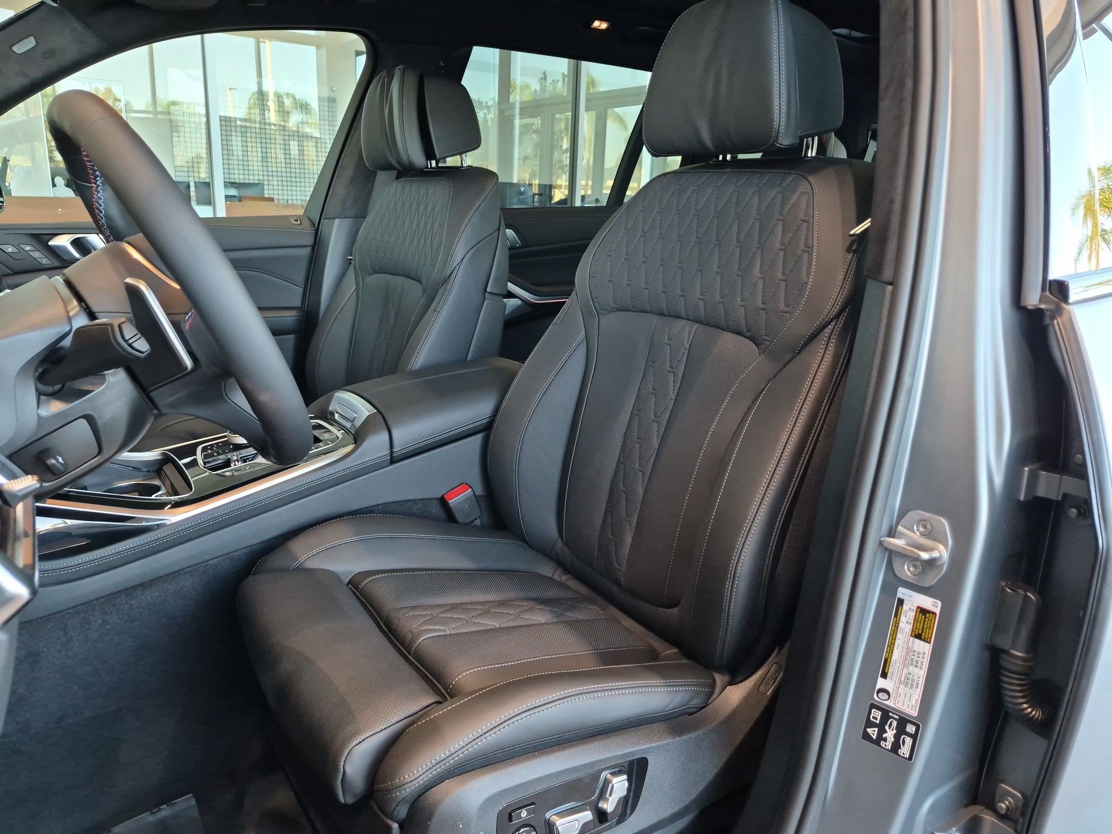 New 2027 BMW X7 M60i AWD/4WD image 16