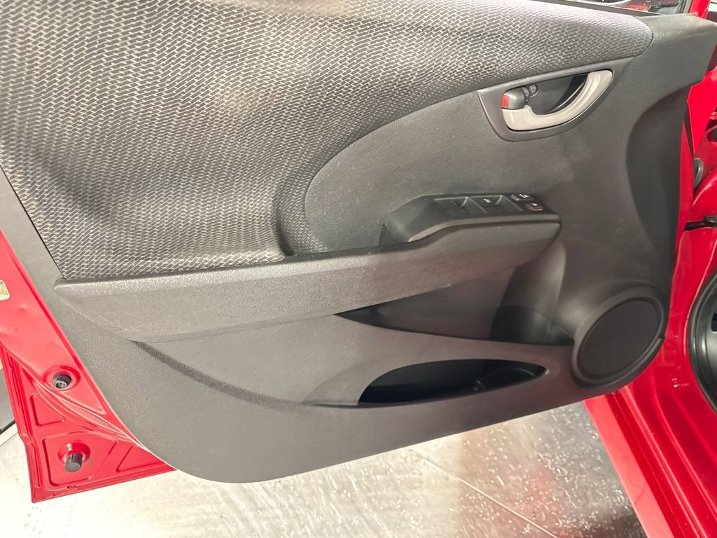 Used 2013 Honda Fit Sport image 21
