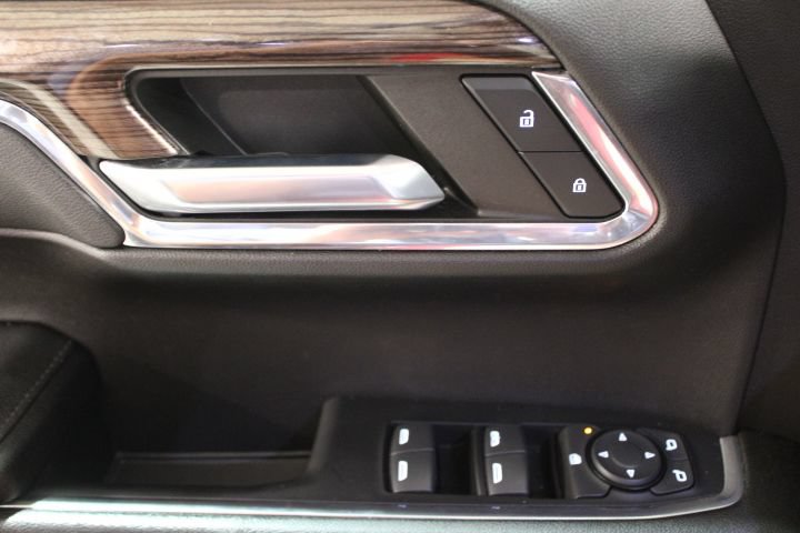 Used 2023 Chevrolet Silverado 1500 LT Trail Boss w/ Convenience Package II AWD/4WD image 17