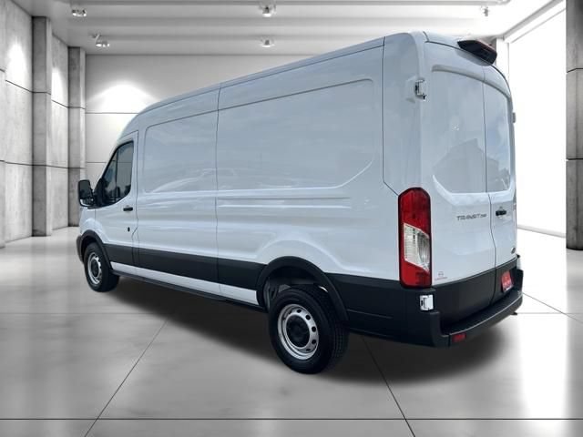 Used 2023 Ford Transit 250 Medium Roof RWD image 5