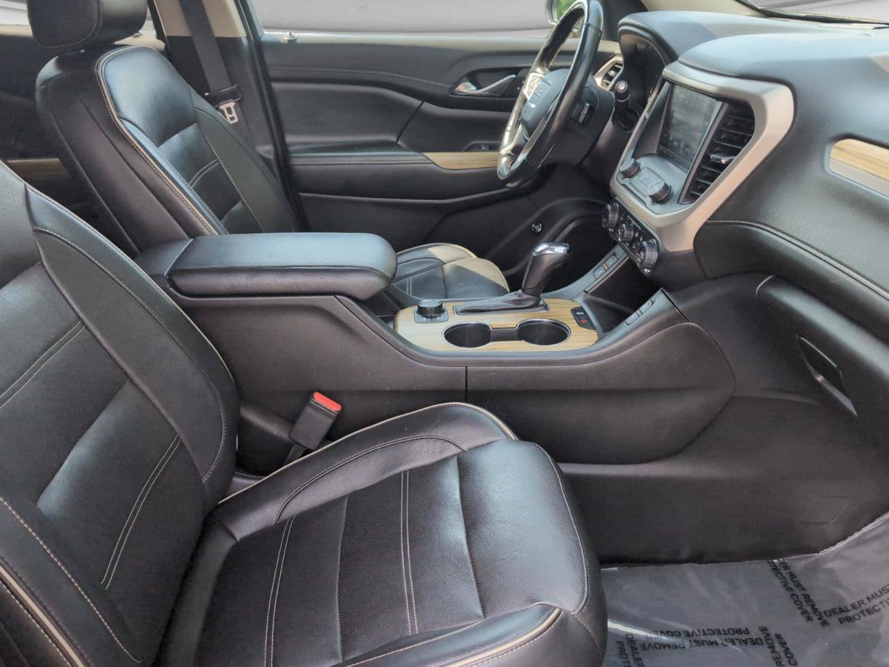 Used 2019 GMC Acadia Denali AWD/4WD image 18